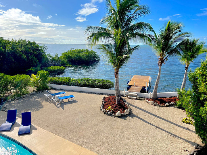 Florida Cudjoe Key White House Conch Drive
