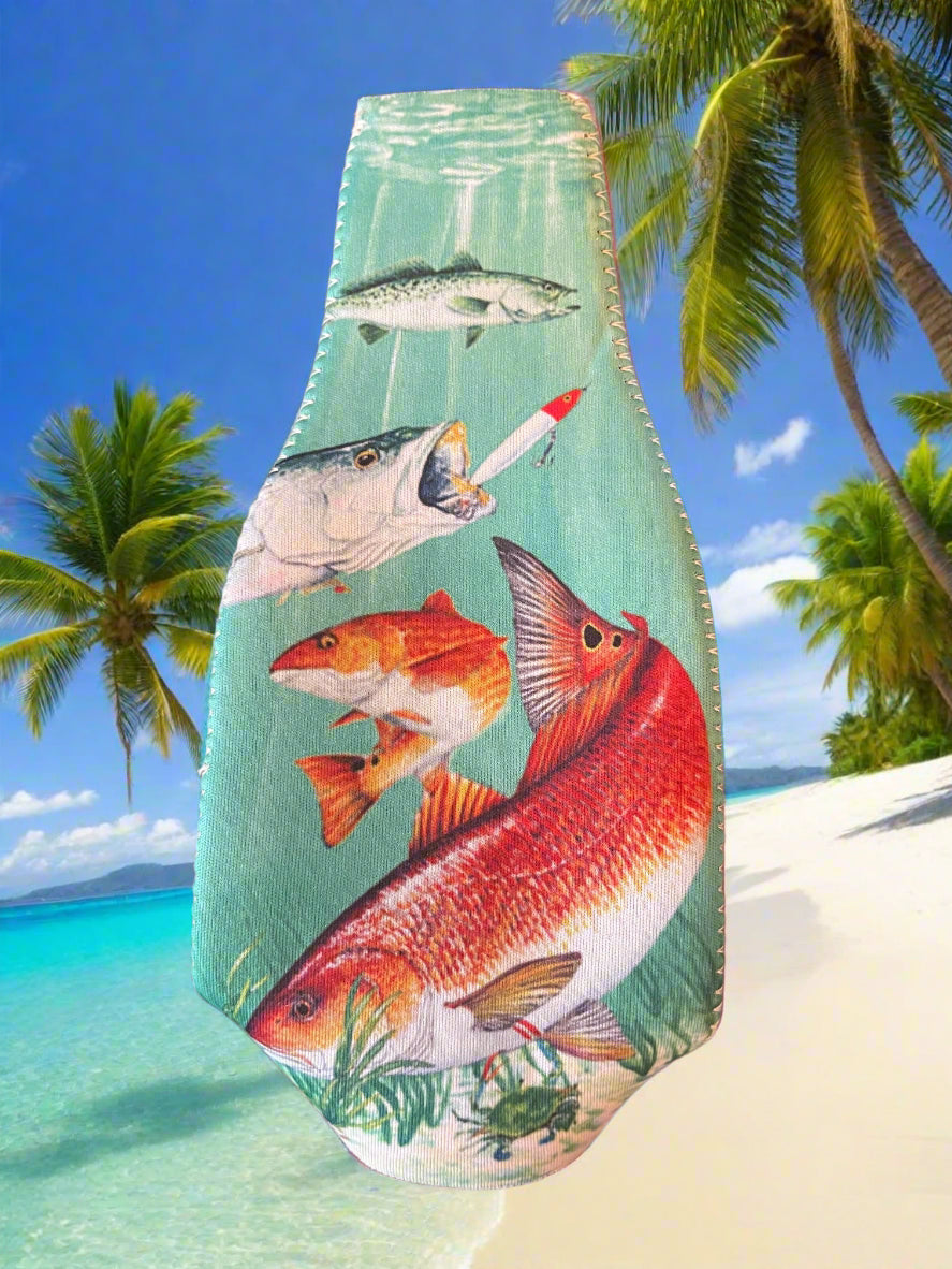 Zippered can cooler with fish on it
