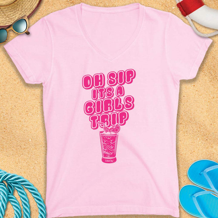 Oh Sip It's a Girls Trip V-Neck T-shirt Light Pink